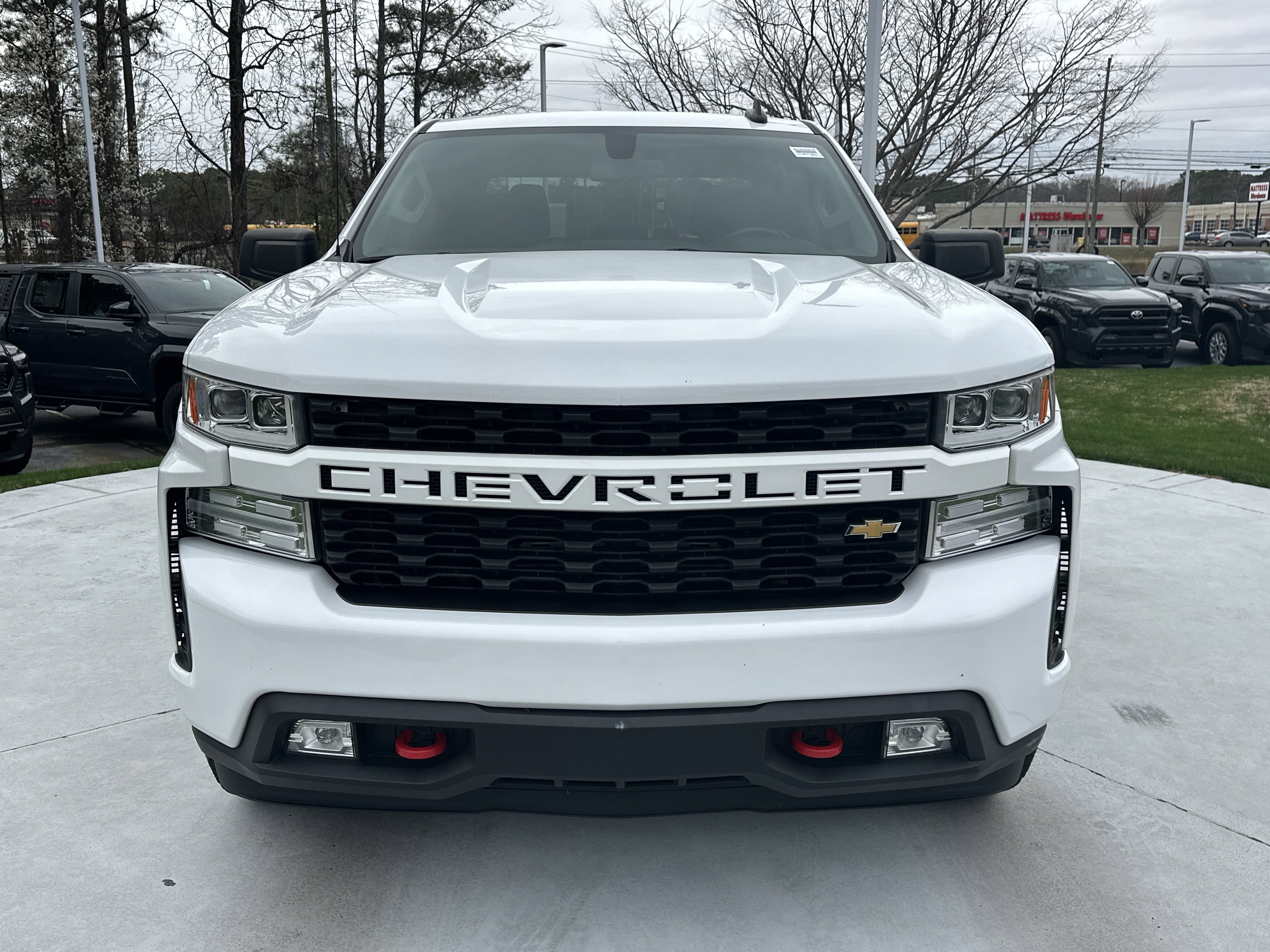 Used 2022 Chevrolet Silverado 1500 Custom image 3
