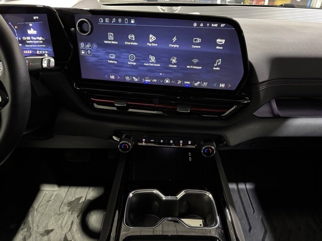 Used 2024 Chevrolet Silverado EV RST image 21