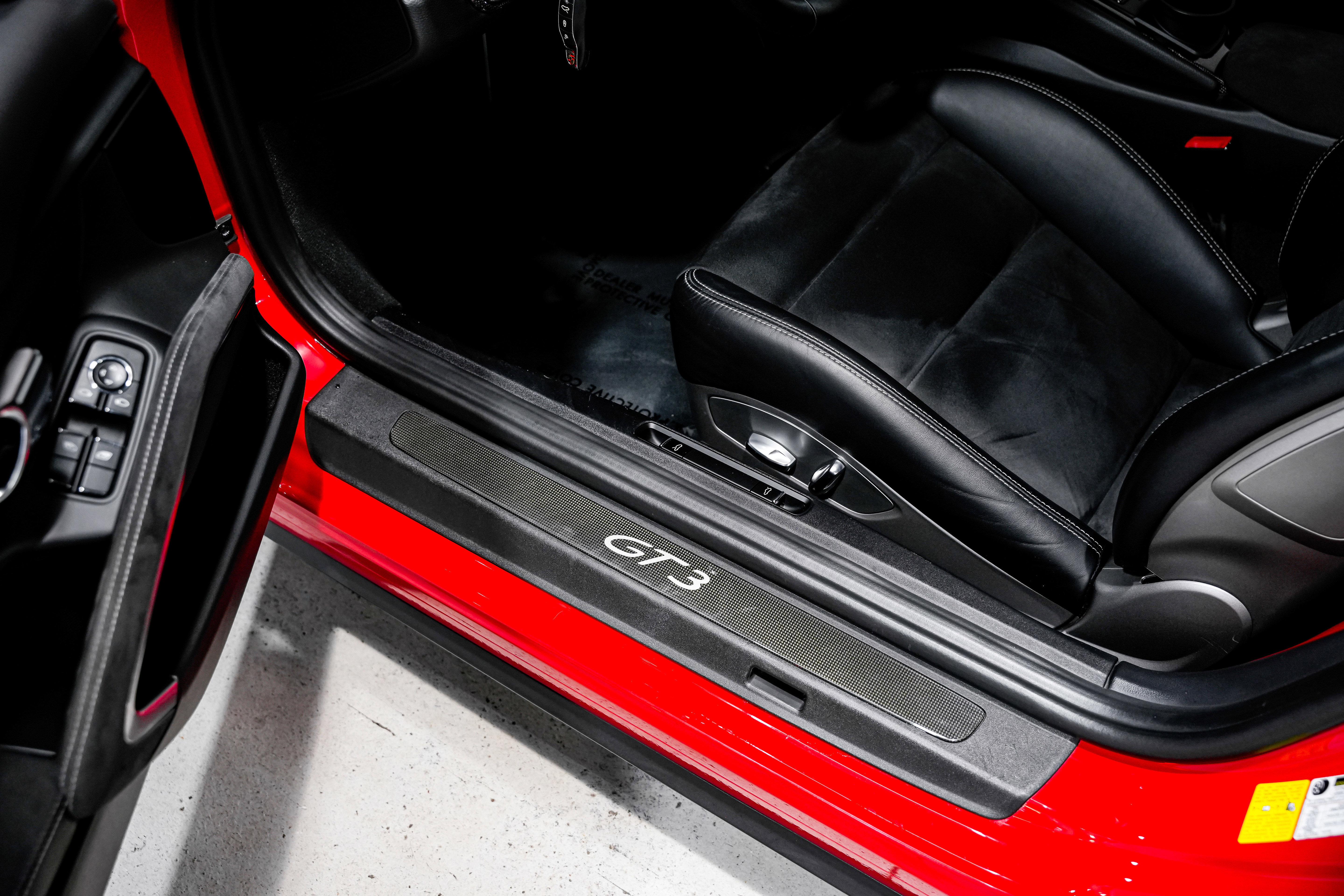 Used 2015 Porsche 911 GT3 image 22