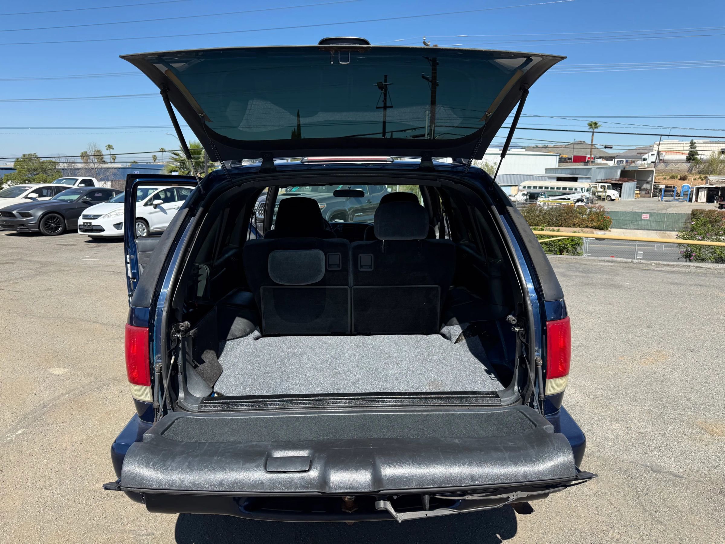 Used 2000 Chevrolet Blazer LS w/ LS Preferred Equipment Group image 15