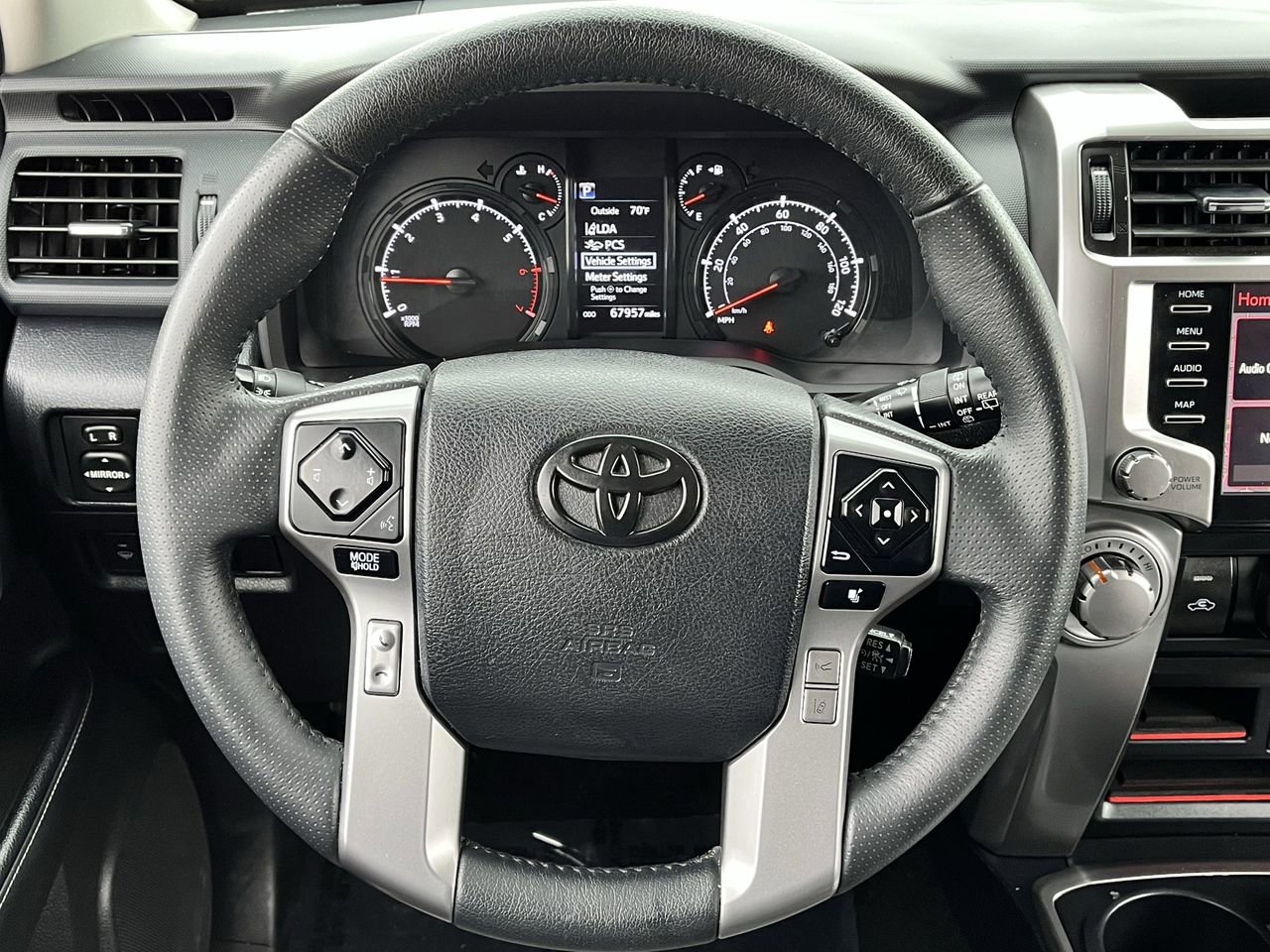 Used 2021 Toyota 4Runner SR5 Premium w/ Moonroof Package AWD/4WD image 18