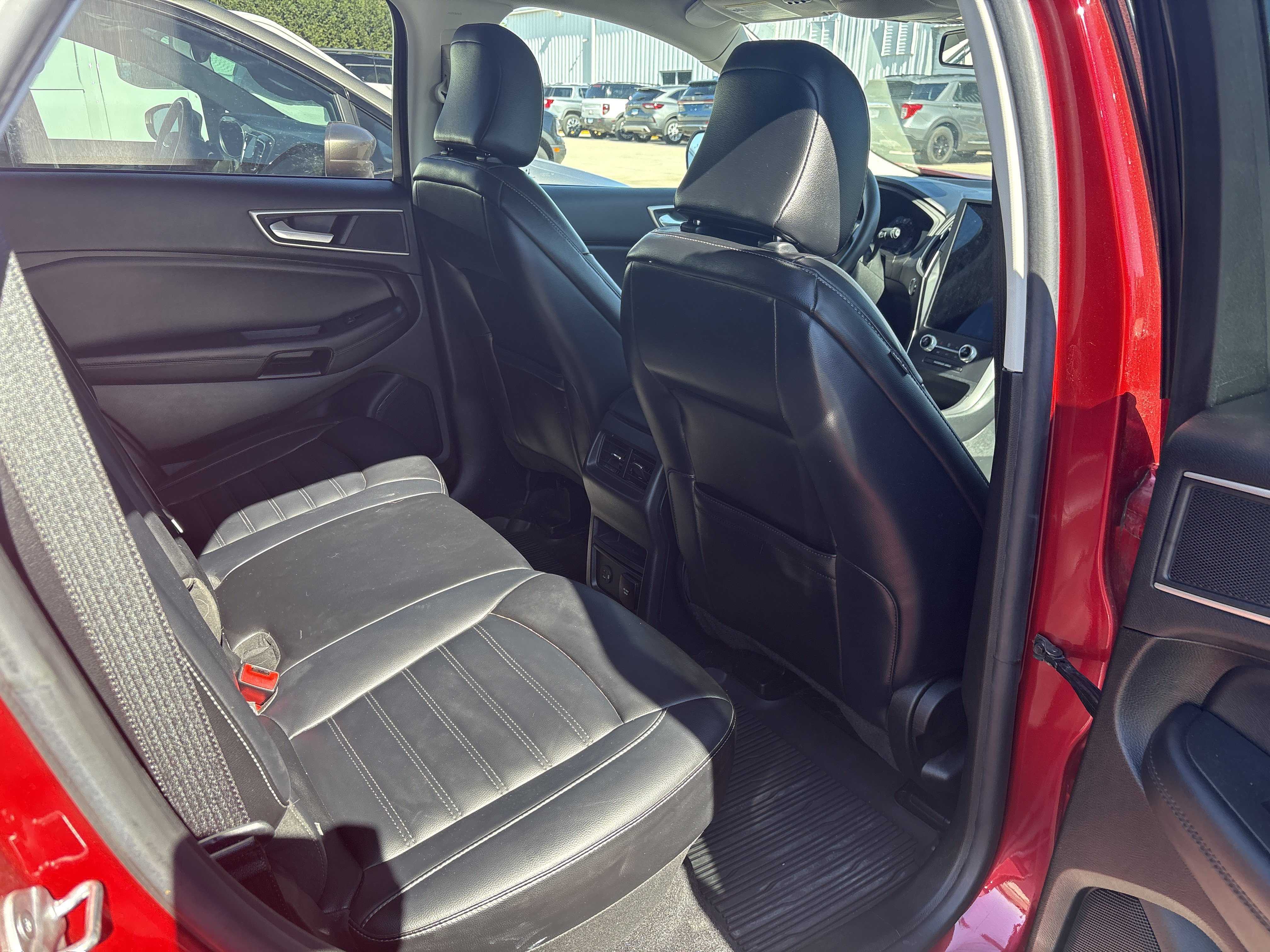 Used 2022 Ford Edge SEL w/ Convenience Package AWD/4WD image 11