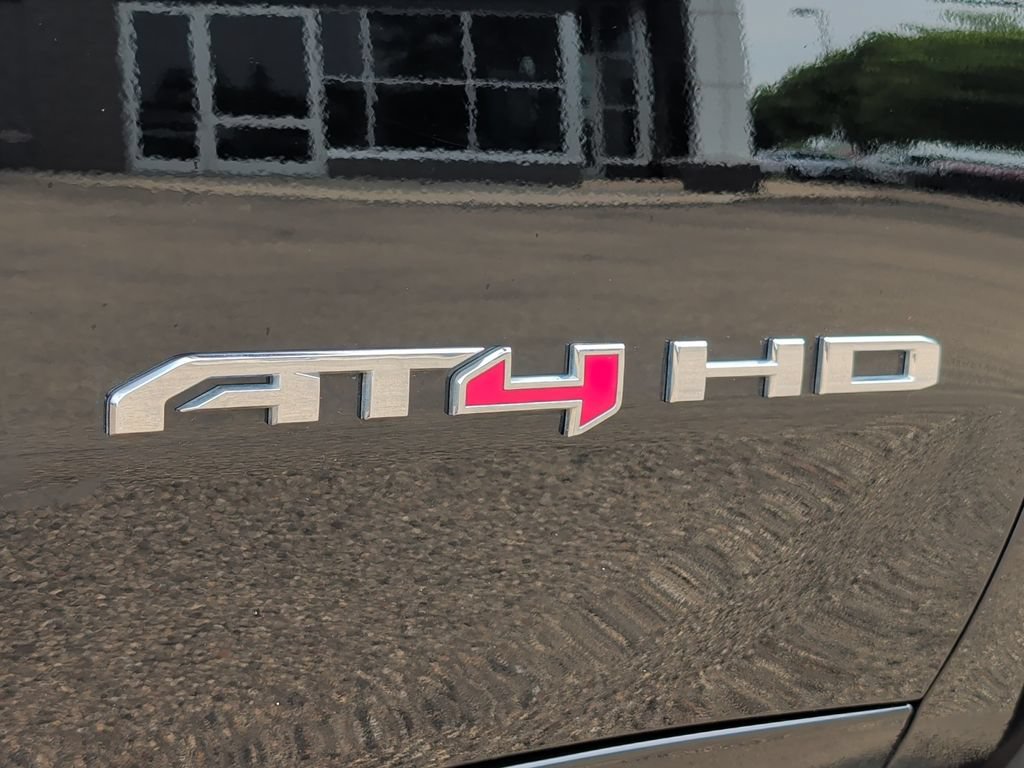 Used 2025 GMC Sierra 3500 AT4 w/ AT4 Premium Plus Package AWD/4WD image 43