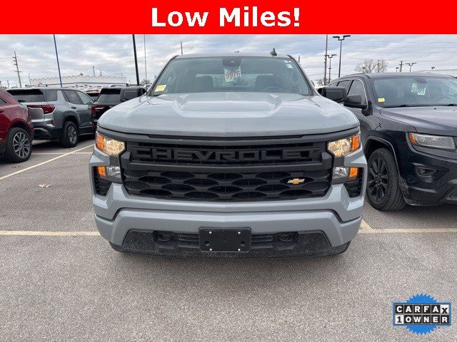 Used 2024 Chevrolet Silverado 1500 Custom image 2