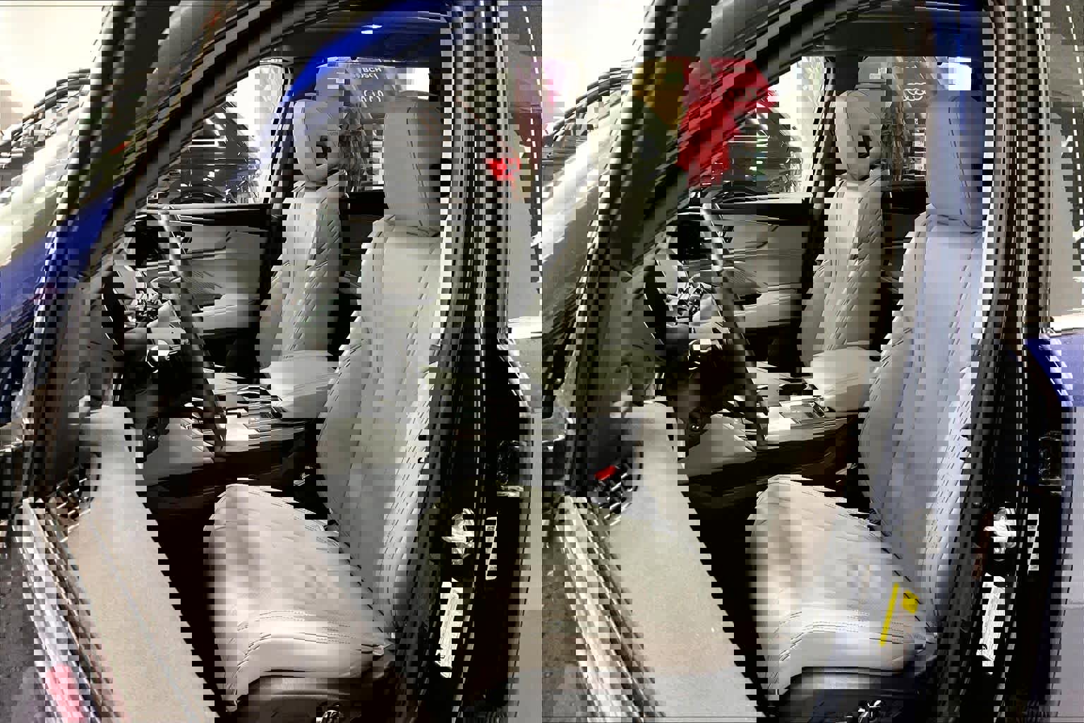 Used 2023 Acura MDX SH-AWD w/ Technology Package image 9