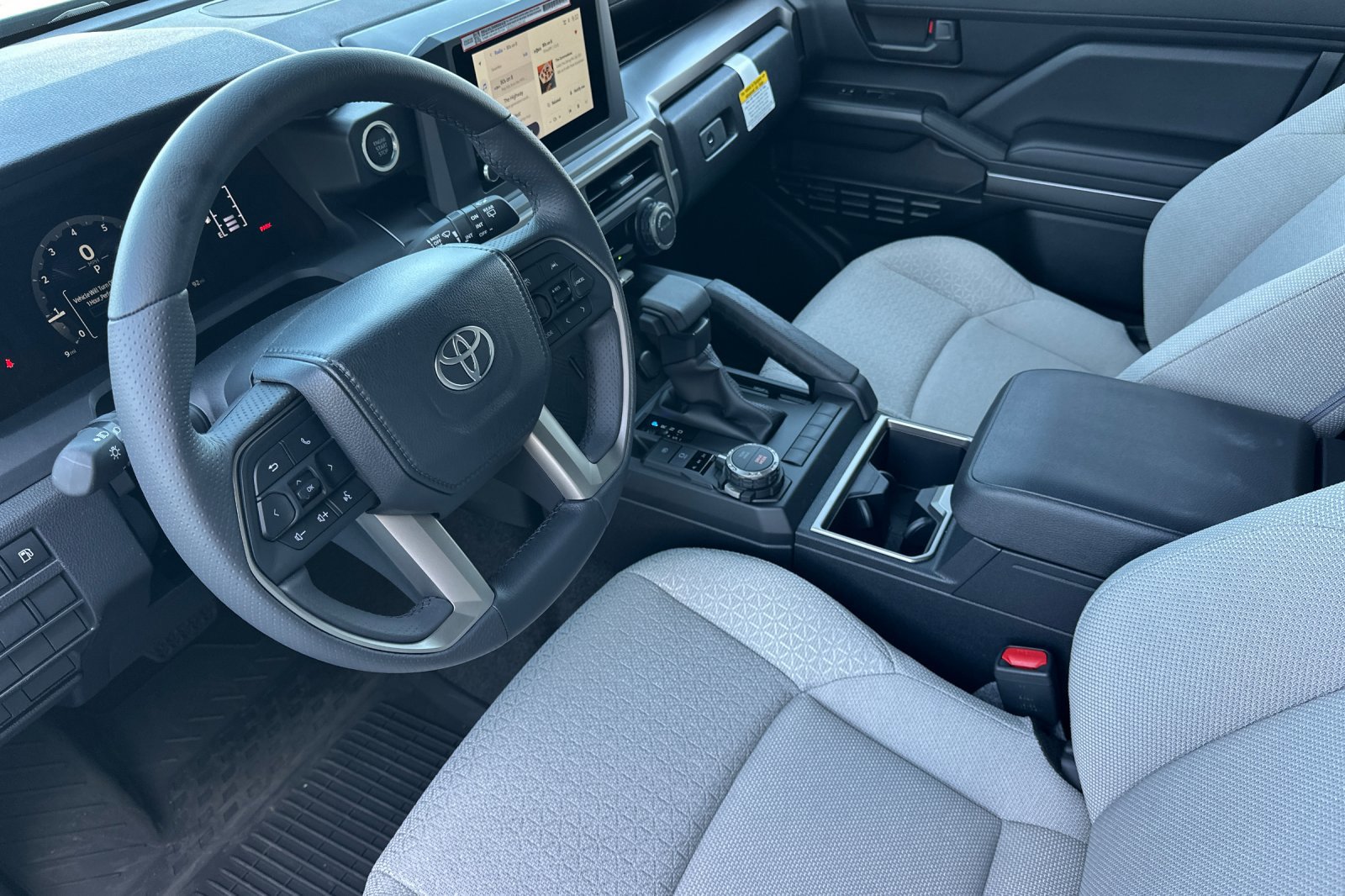 Certified 2026 Toyota 4Runner SR5 AWD/4WD image 9
