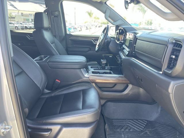 Used 2024 Chevrolet Silverado 1500 LT Trail Boss w/ LT Trail Boss Premium Package AWD/4WD image 27