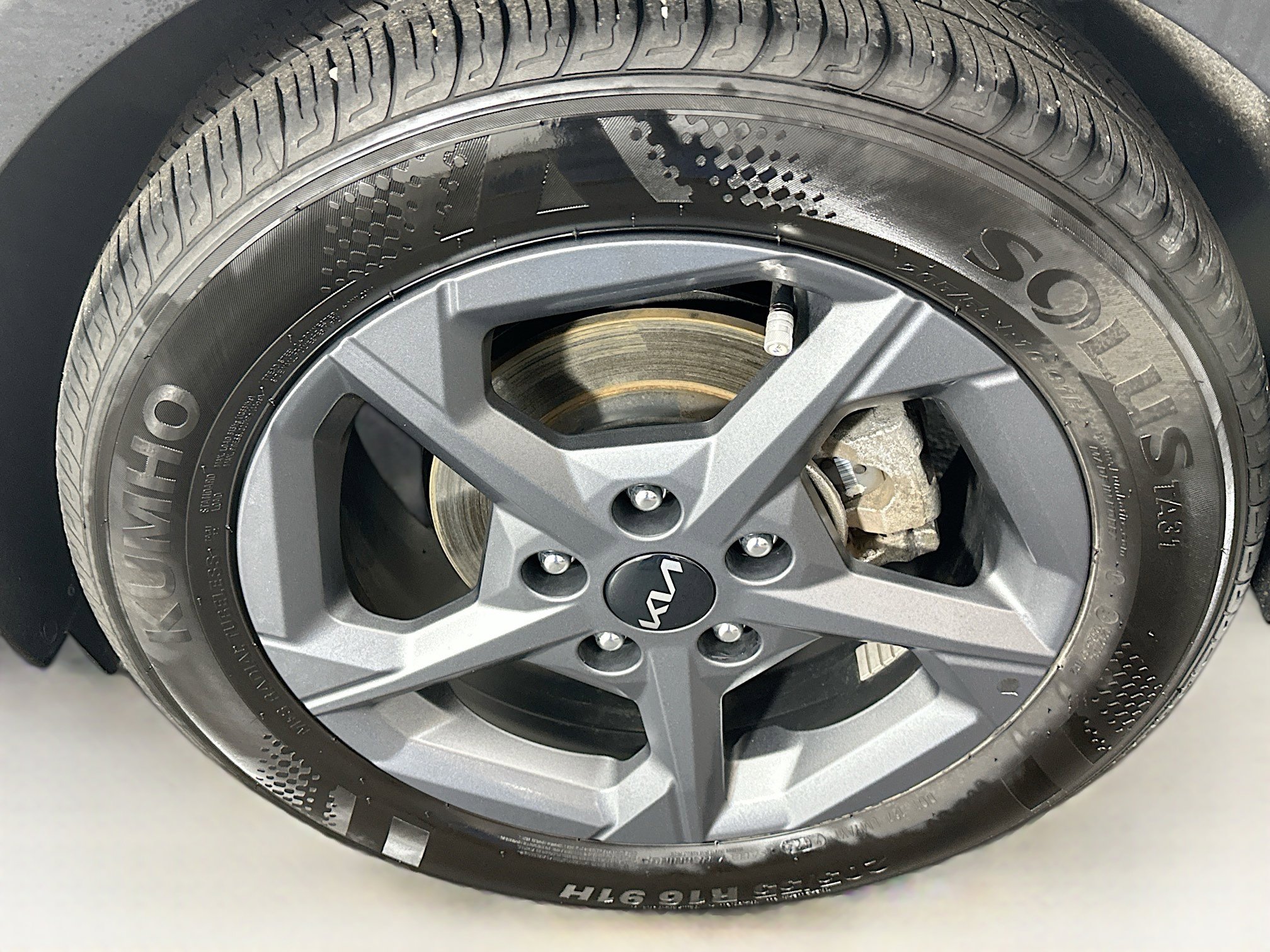 Used 2025 Kia K4 LXS image 11