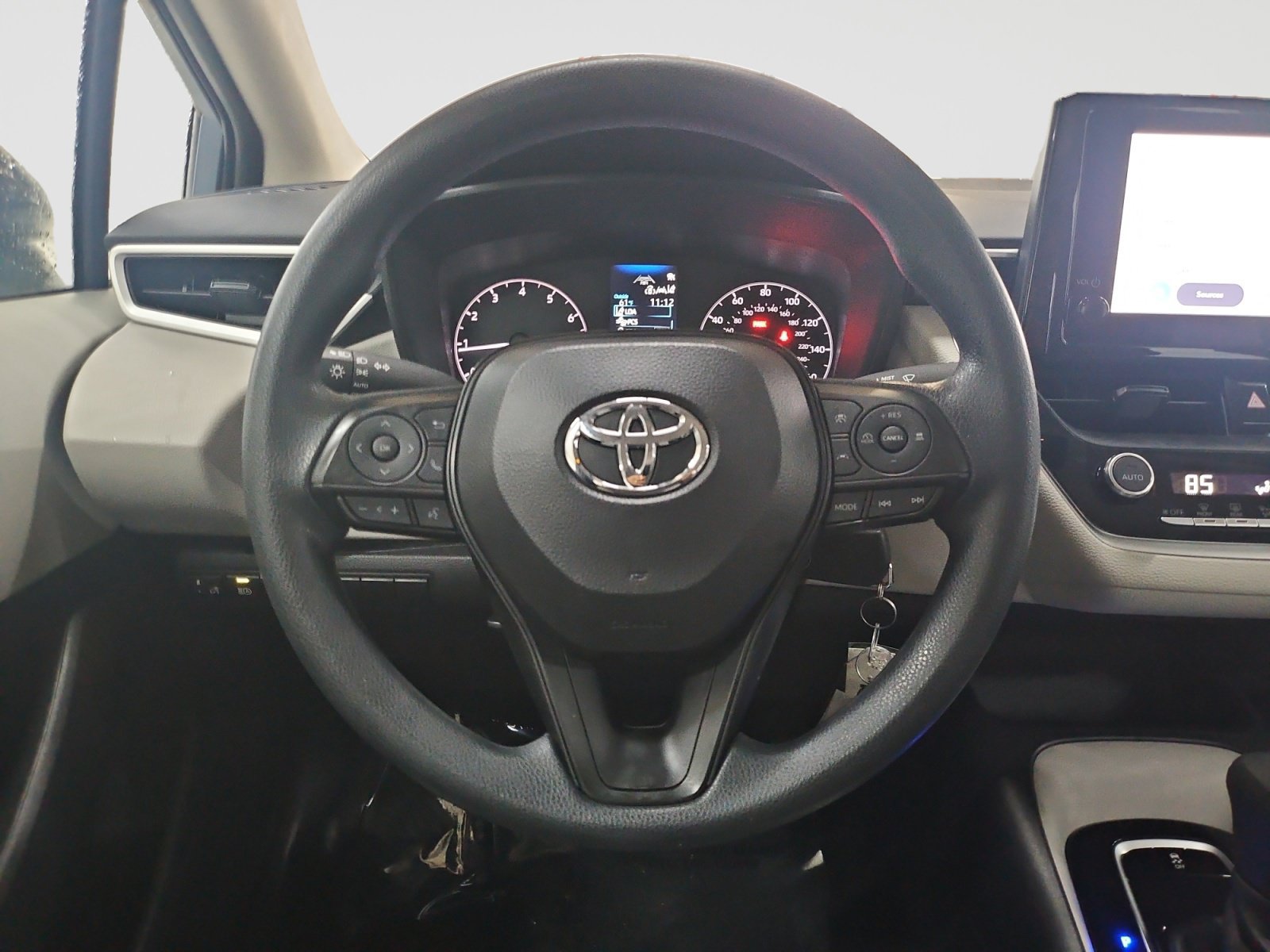 Used 2025 Toyota Corolla LE FWD image 44
