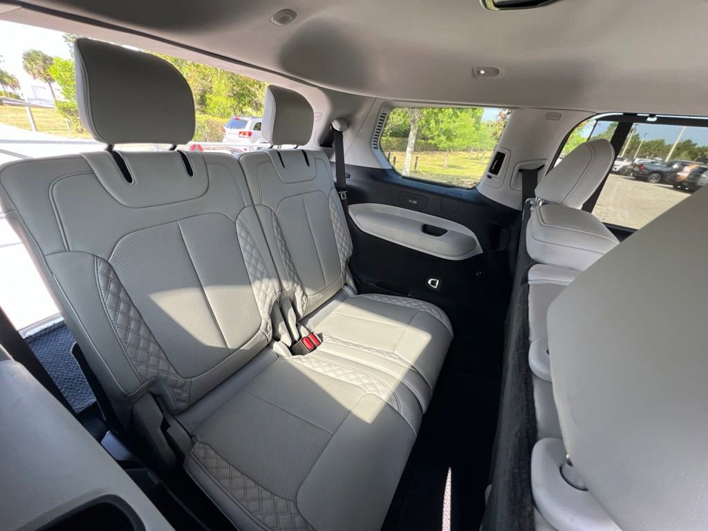 Certified 2021 Jeep Grand Cherokee L Summit w/ Advanced Protech Group IV AWD/4WD image 42