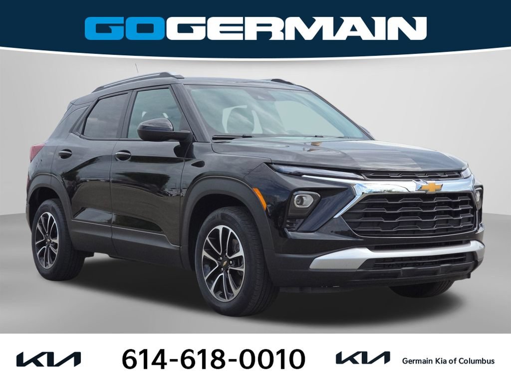 Used 2024 Chevrolet TrailBlazer LT w/ LT Cold Weather Package FWD image 4