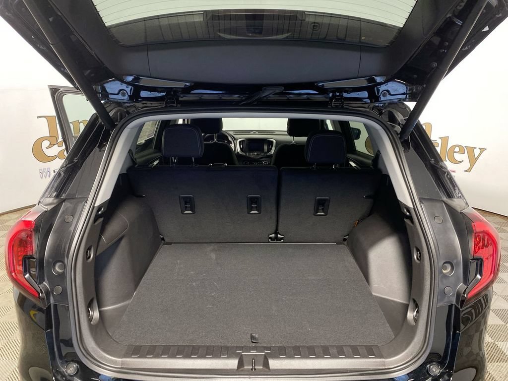 Used 2024 GMC Terrain SLE w/ Driver Convenience Package AWD/4WD image 22
