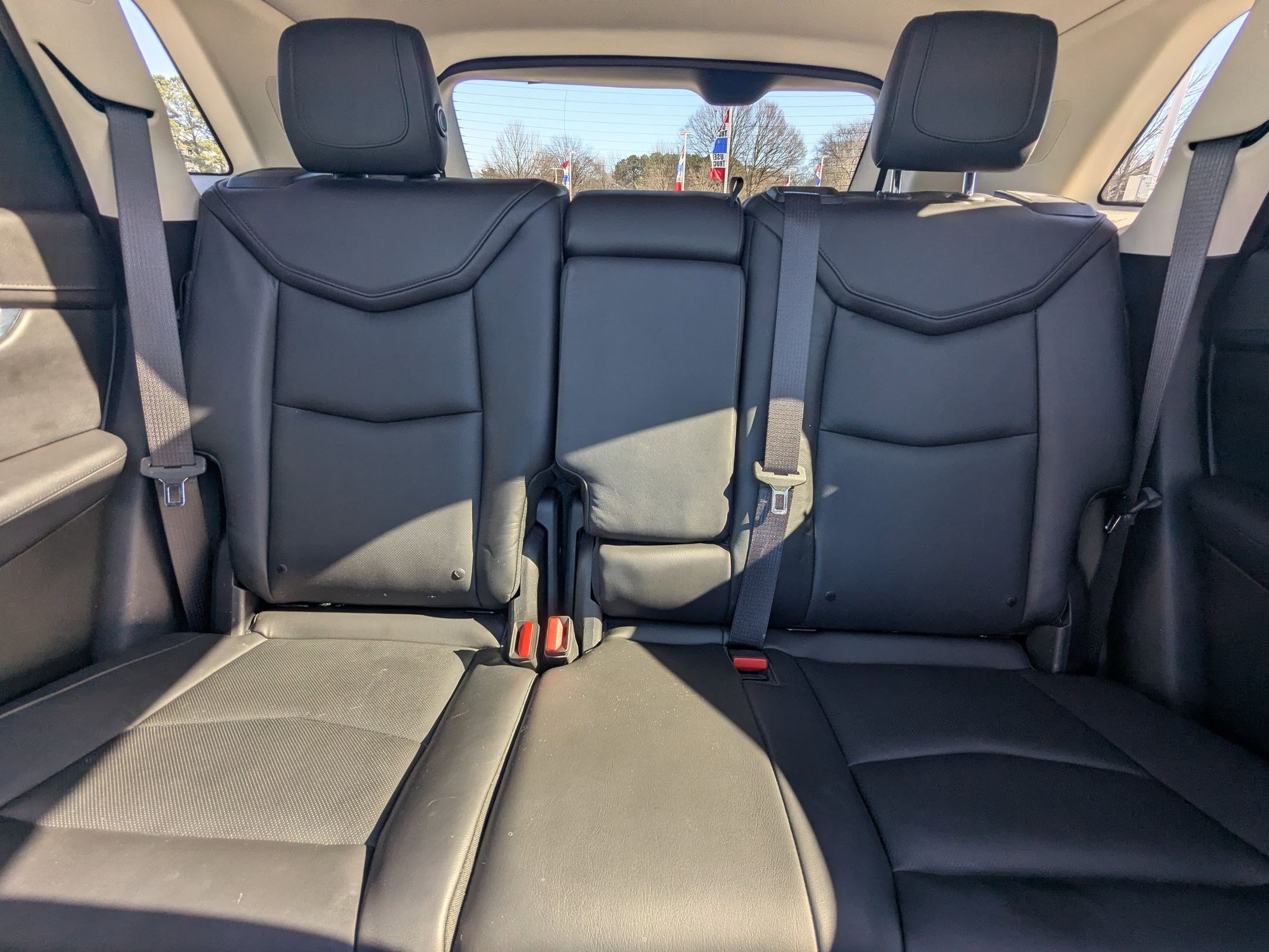 Used 2017 Cadillac XT5 Luxury image 21