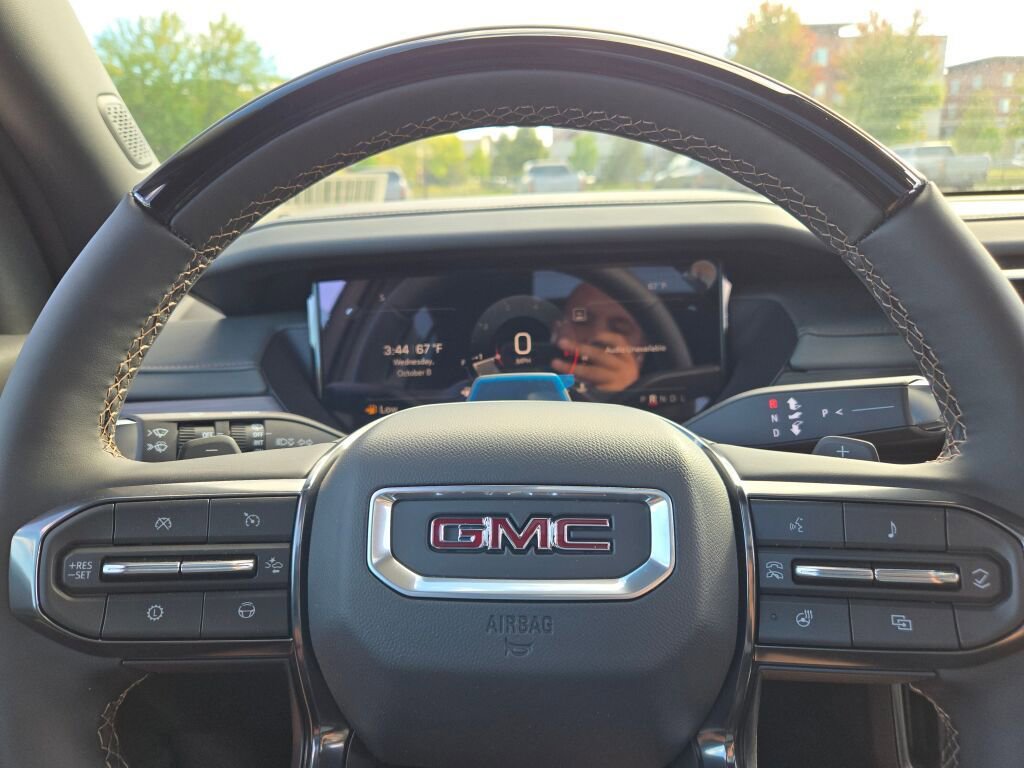 New 2026 GMC Acadia AT4 w/ Super Cruise Package image 35