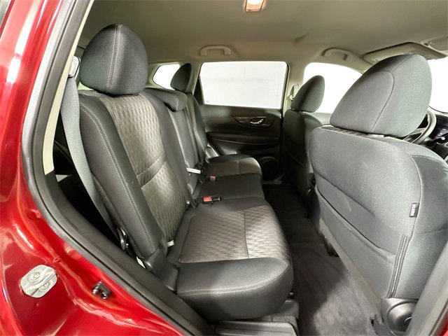 Used 2018 Nissan Rogue SV image 27