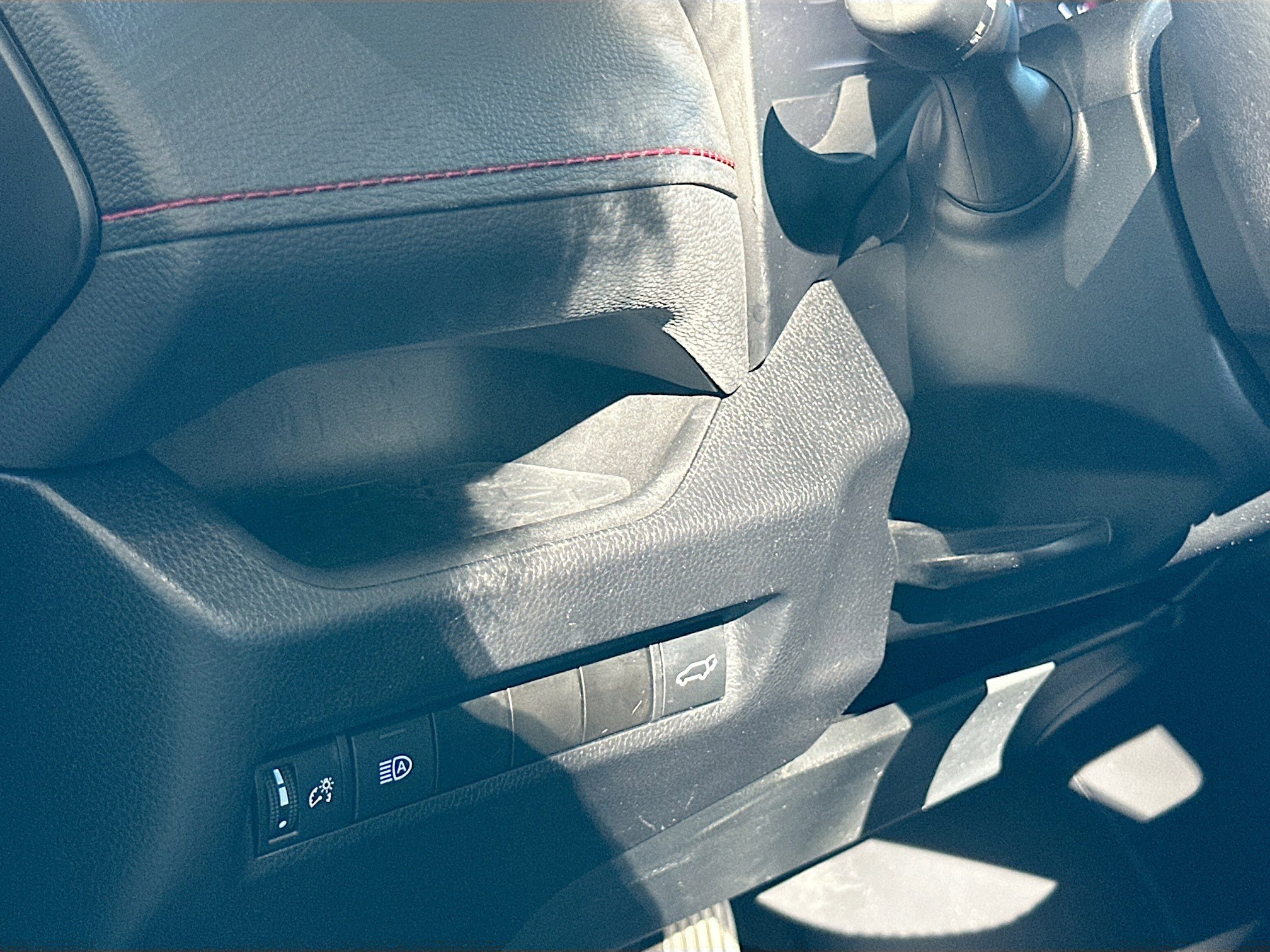 Used 2022 Toyota RAV4 TRD Off-Road image 10