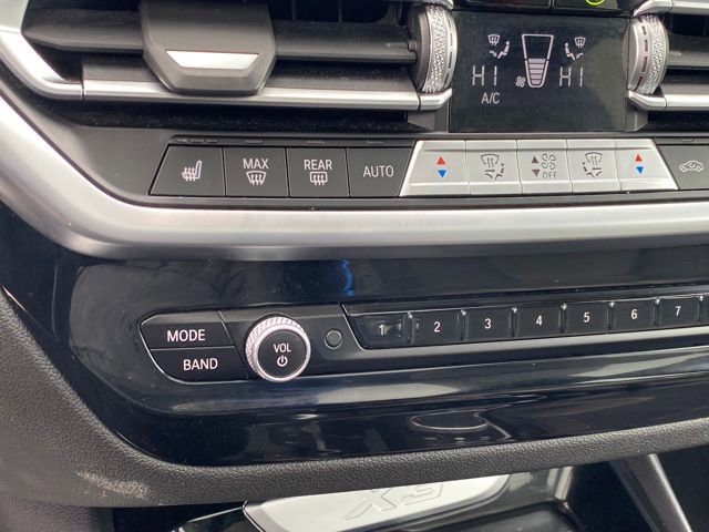 Used 2024 BMW X3 xDrive30i AWD/4WD image 13