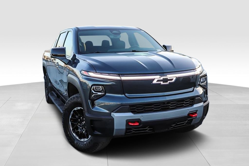 Used 2026 Chevrolet Silverado EV Trail Boss AWD/4WD image 2