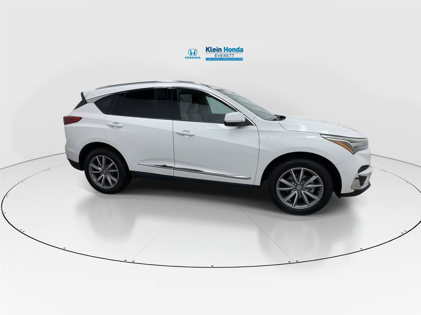 Used 2020 Acura RDX AWD w/ Technology Package image 3