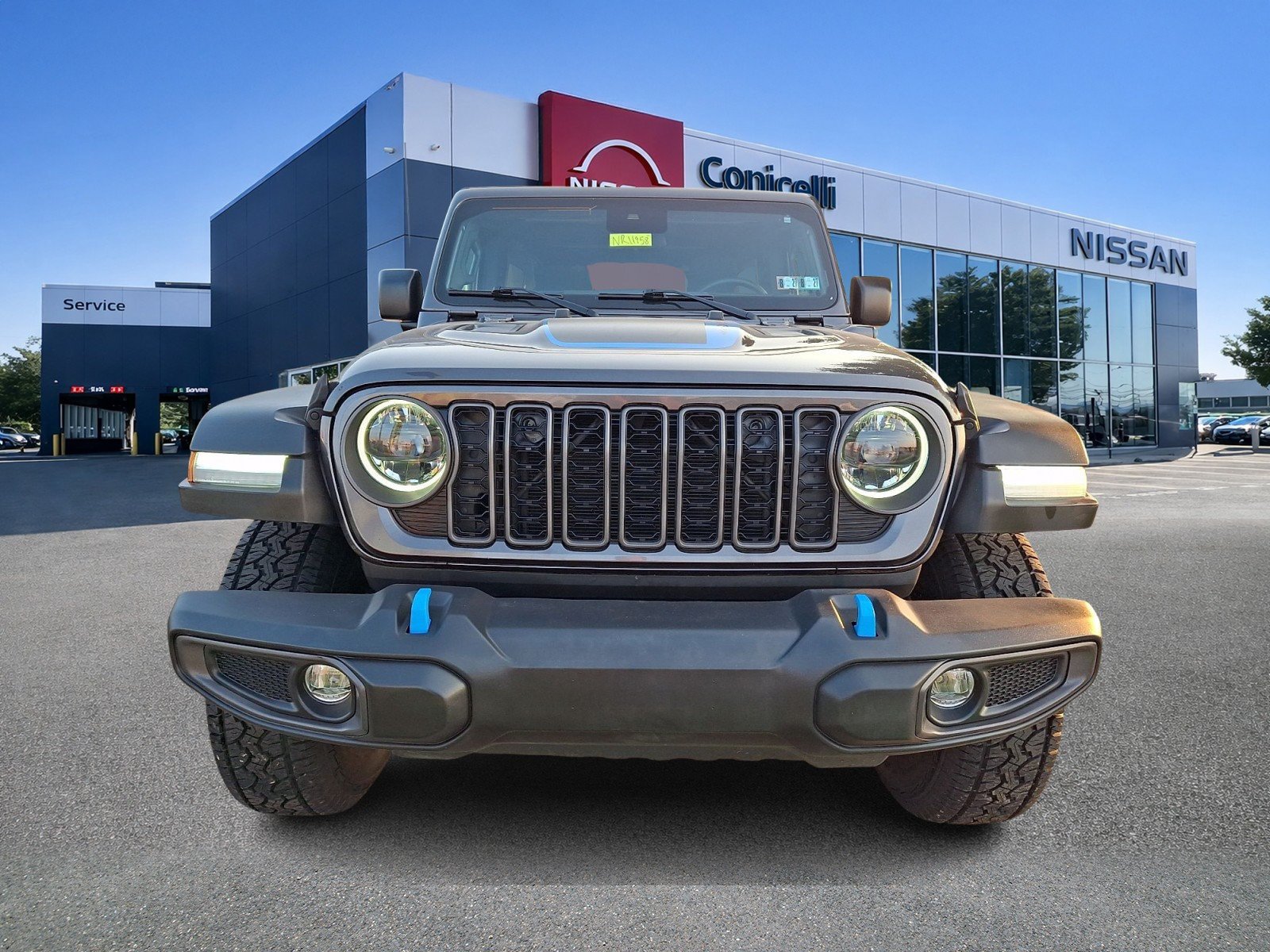 Used 2024 Jeep Wrangler Unlimited Rubicon 4xe AWD/4WD image 2