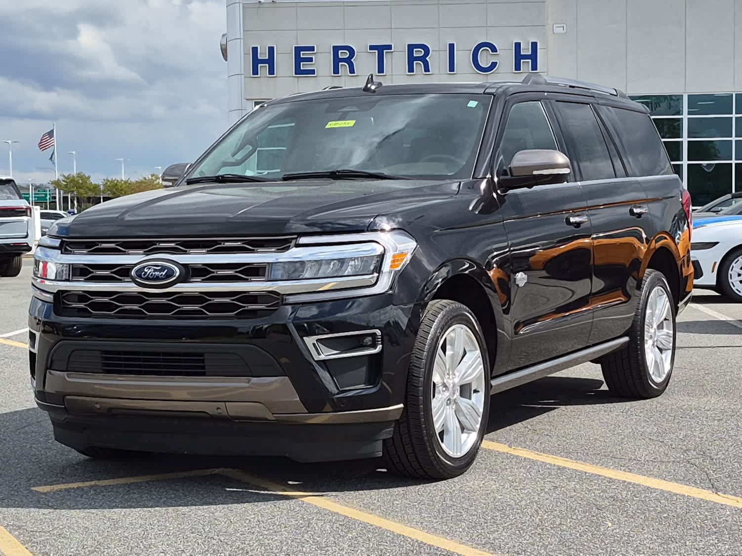 Used 2024 Ford Expedition King Ranch AWD/4WD video 1