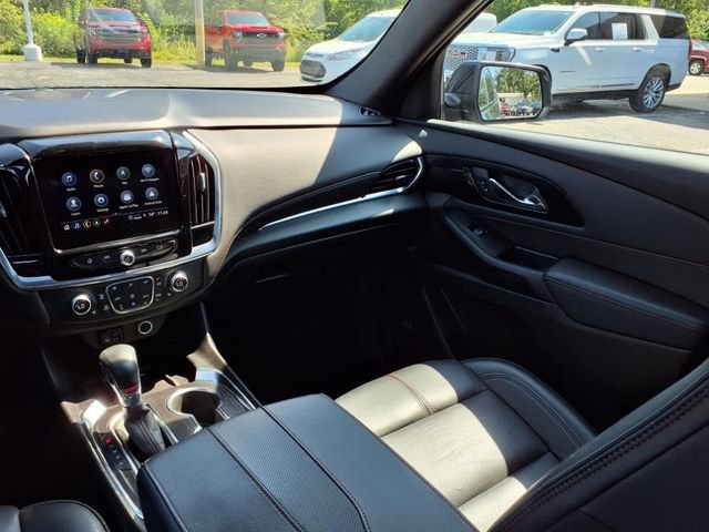 Used 2023 Chevrolet Traverse RS image 27