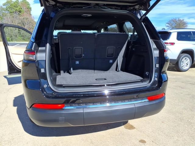 New 2025 Jeep Grand Cherokee L Limited w/ Luxury Tech Group II image 52