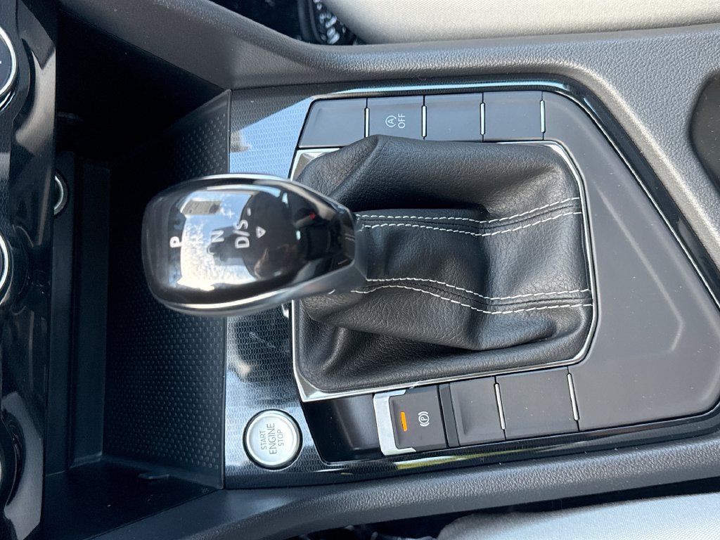 New 2027 Volkswagen Taos S FWD image 21
