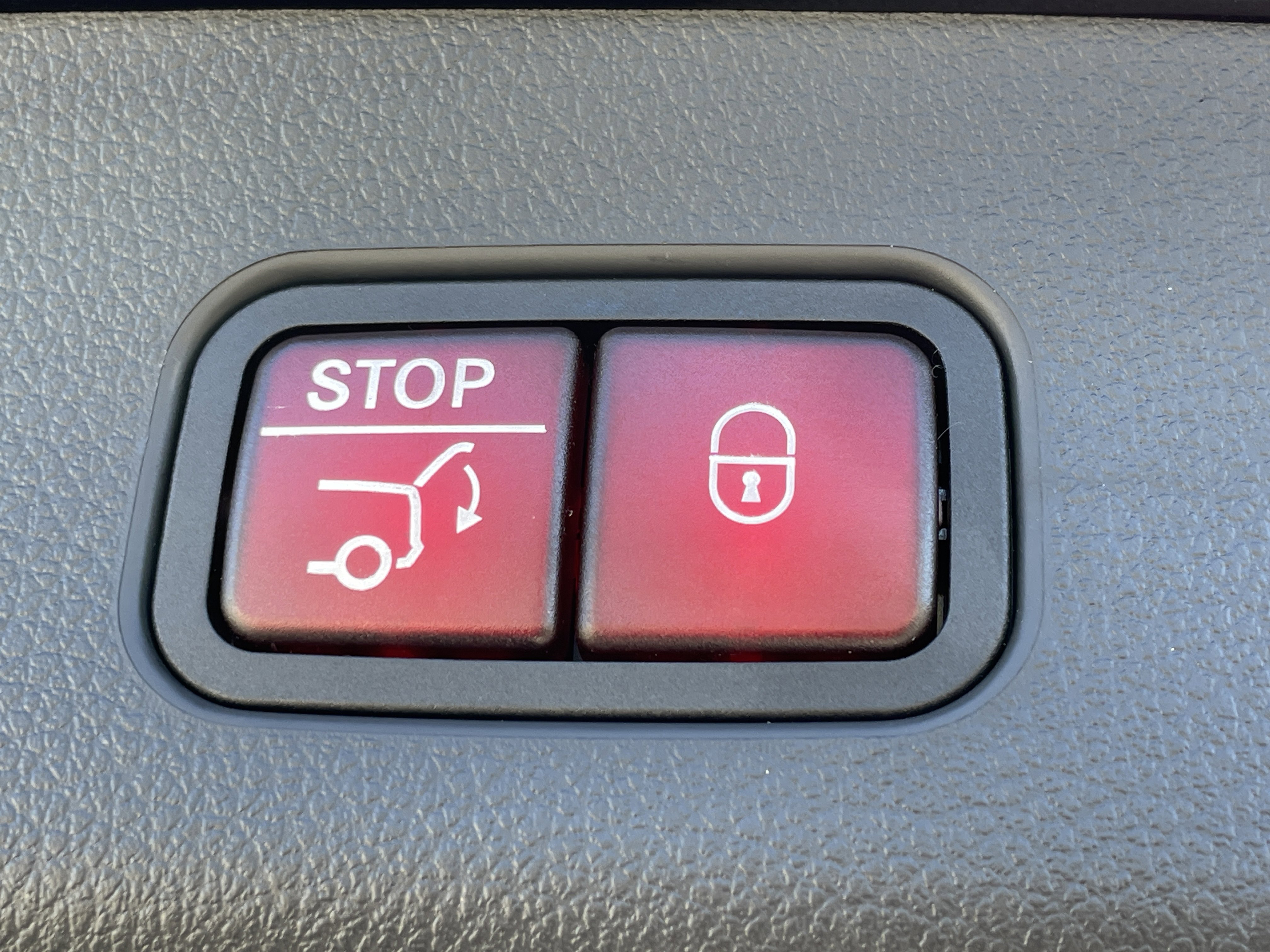 New 2026 Mercedes-Benz GLC 300 4MATIC image 12