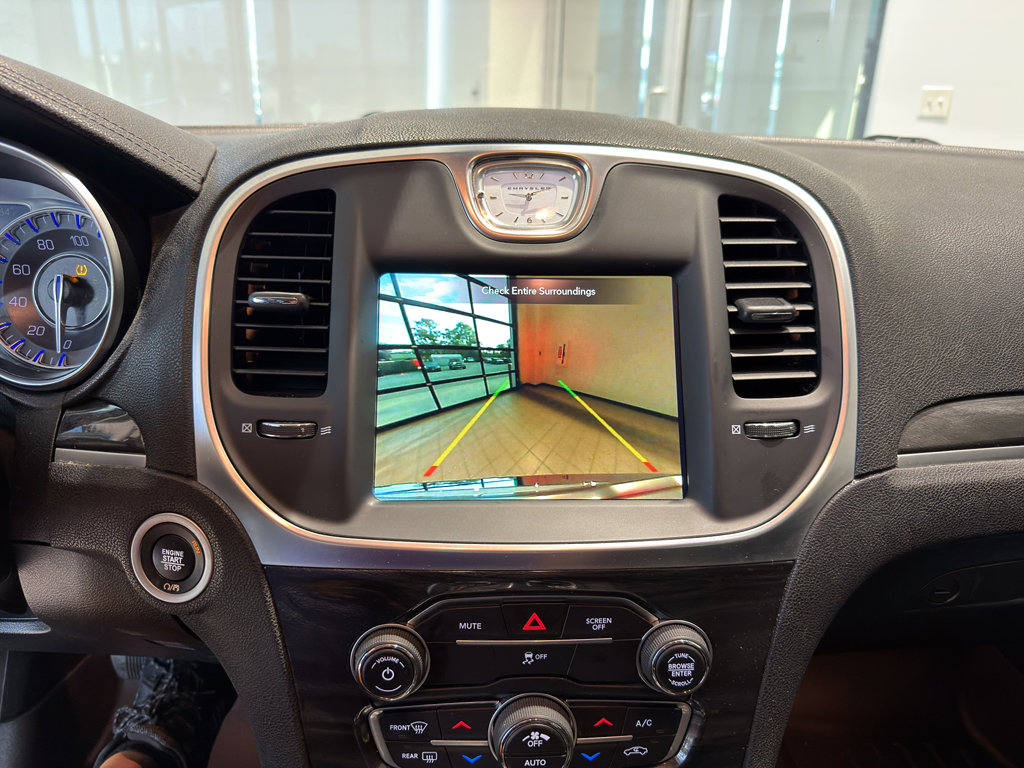 Used 2021 Chrysler 300 Touring w/ Driver Convenience Group image 12