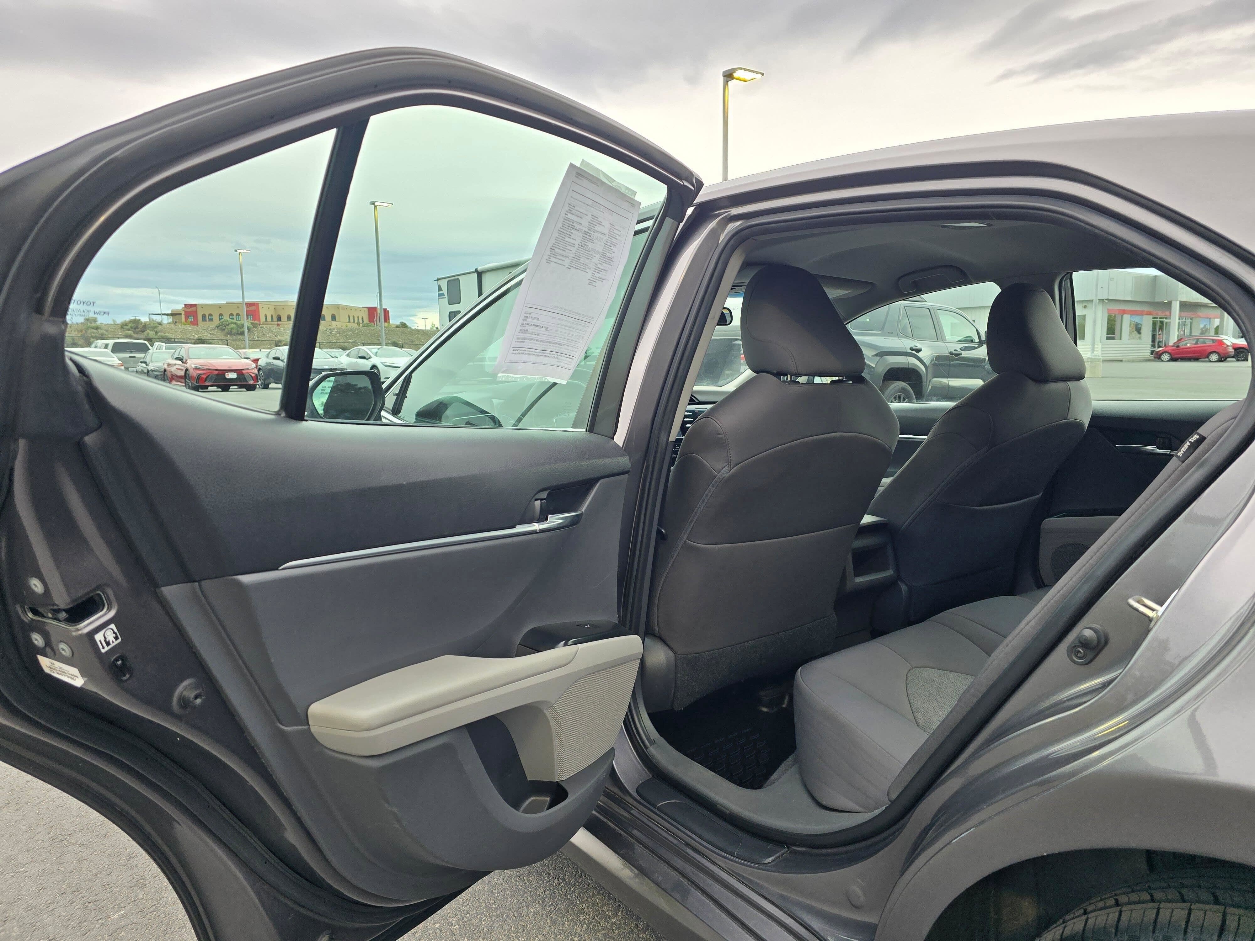 Used 2019 Toyota Camry LE FWD image 16