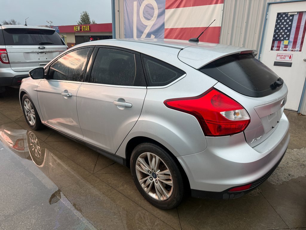 Used 2012 Ford Focus SEL image 8