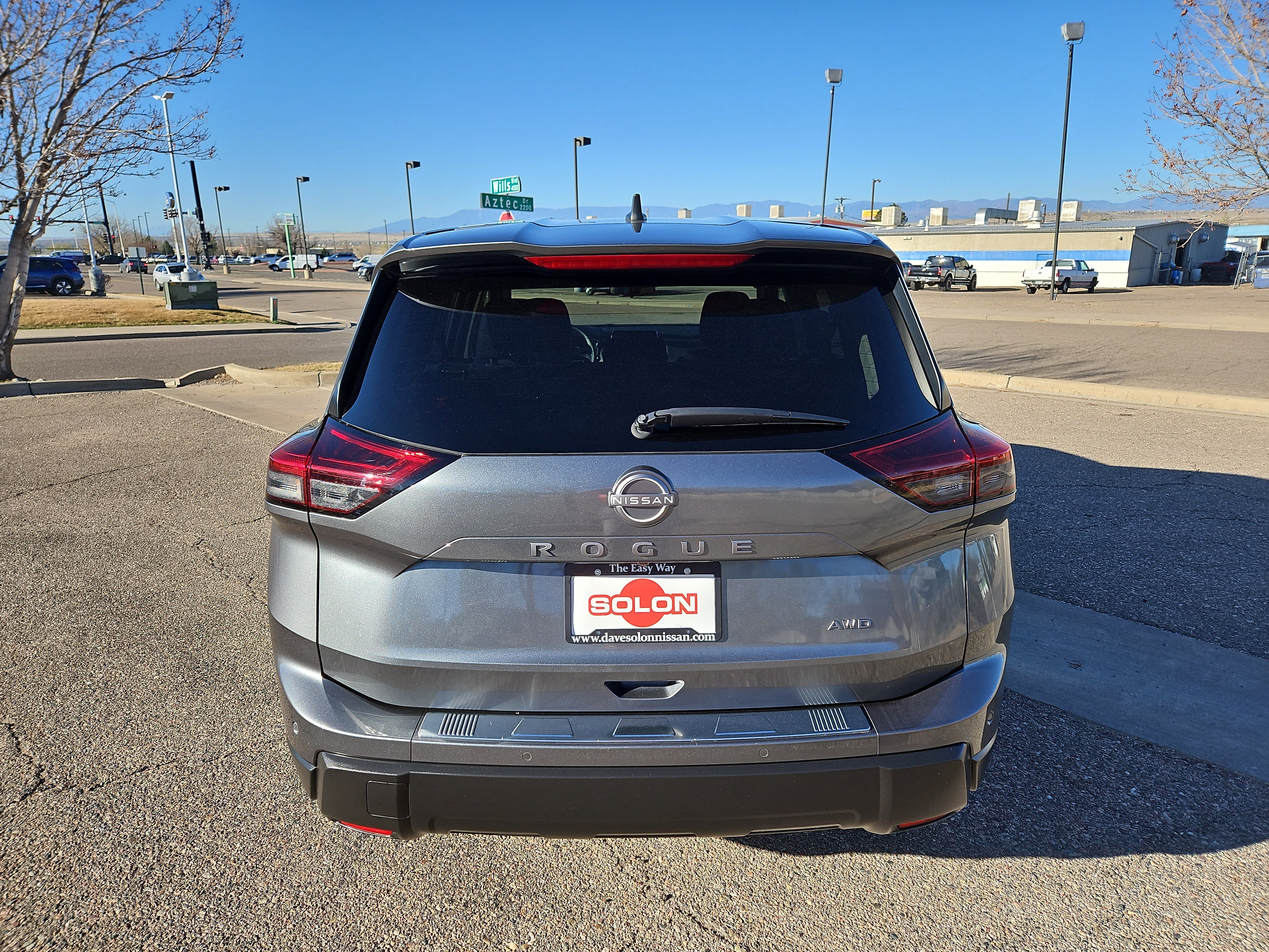 Used 2024 Nissan Rogue S image 6