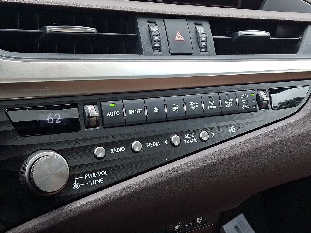 Used 2021 Lexus ES 350 w/ Premium Package FWD image 17