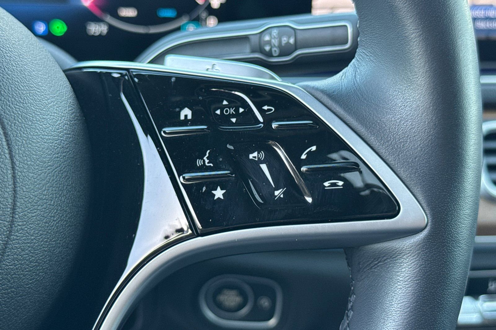 Certified 2025 Mercedes-Benz GLE 450 4MATIC image 30