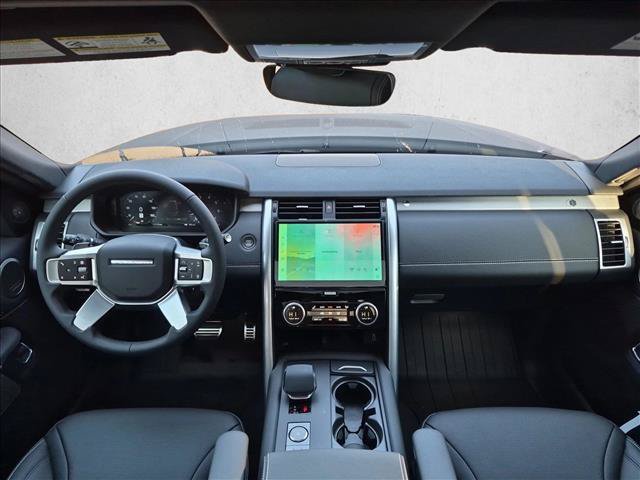 New 2026 Land Rover Discovery Limited Edition AWD/4WD image 22