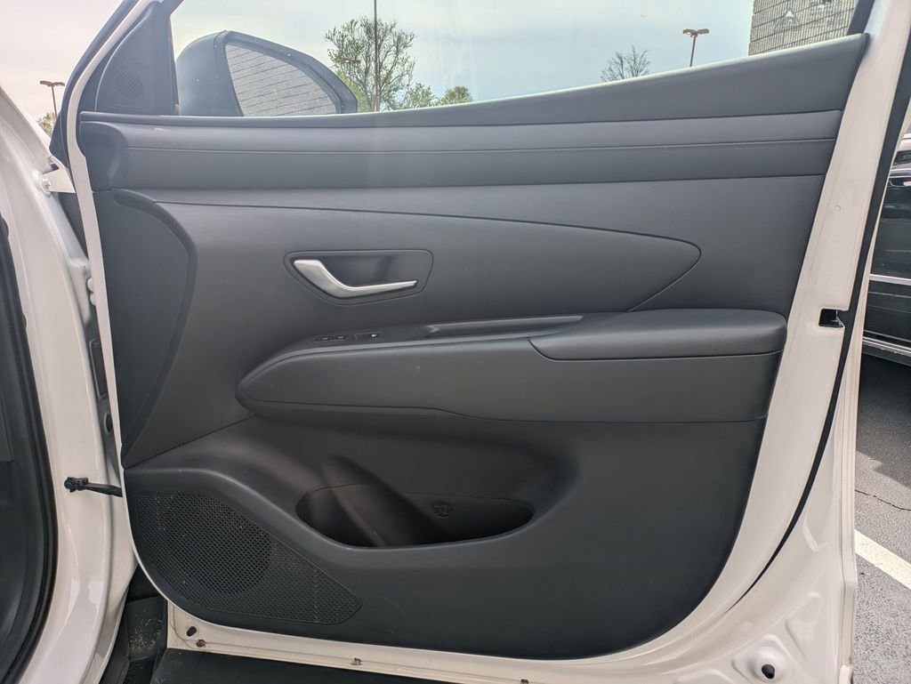 Used 2025 Hyundai Santa Cruz SEL FWD image 30