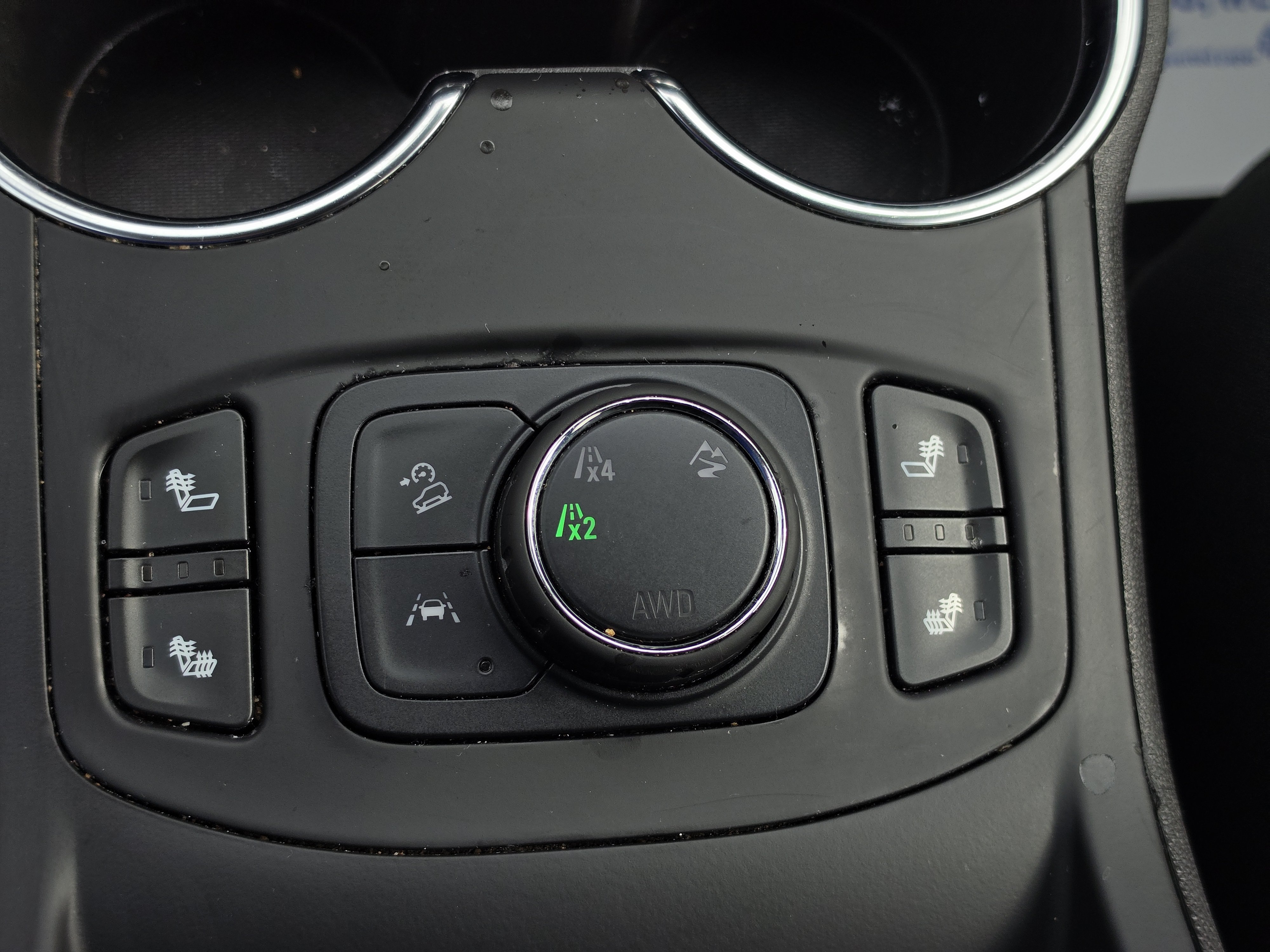 Used 2024 GMC Terrain SLT AWD/4WD image 25