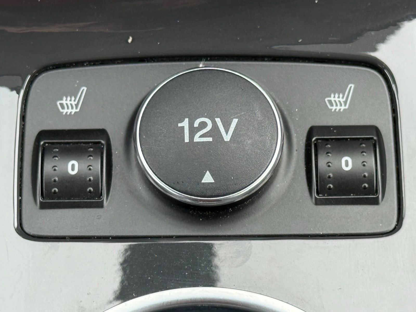 Used 2015 Ford Escape Titanium w/ Equipment Group 301A image 22