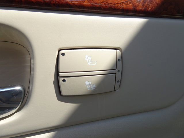 Used 2007 Cadillac DTS Luxury I FWD image 17