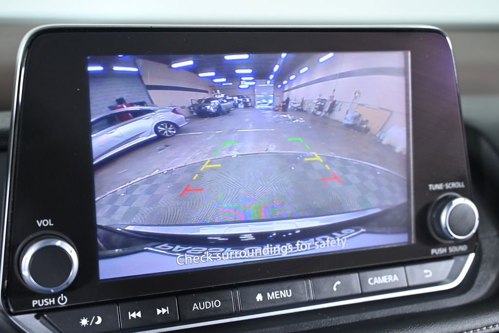 Certified 2023 Nissan Rogue SV image 16