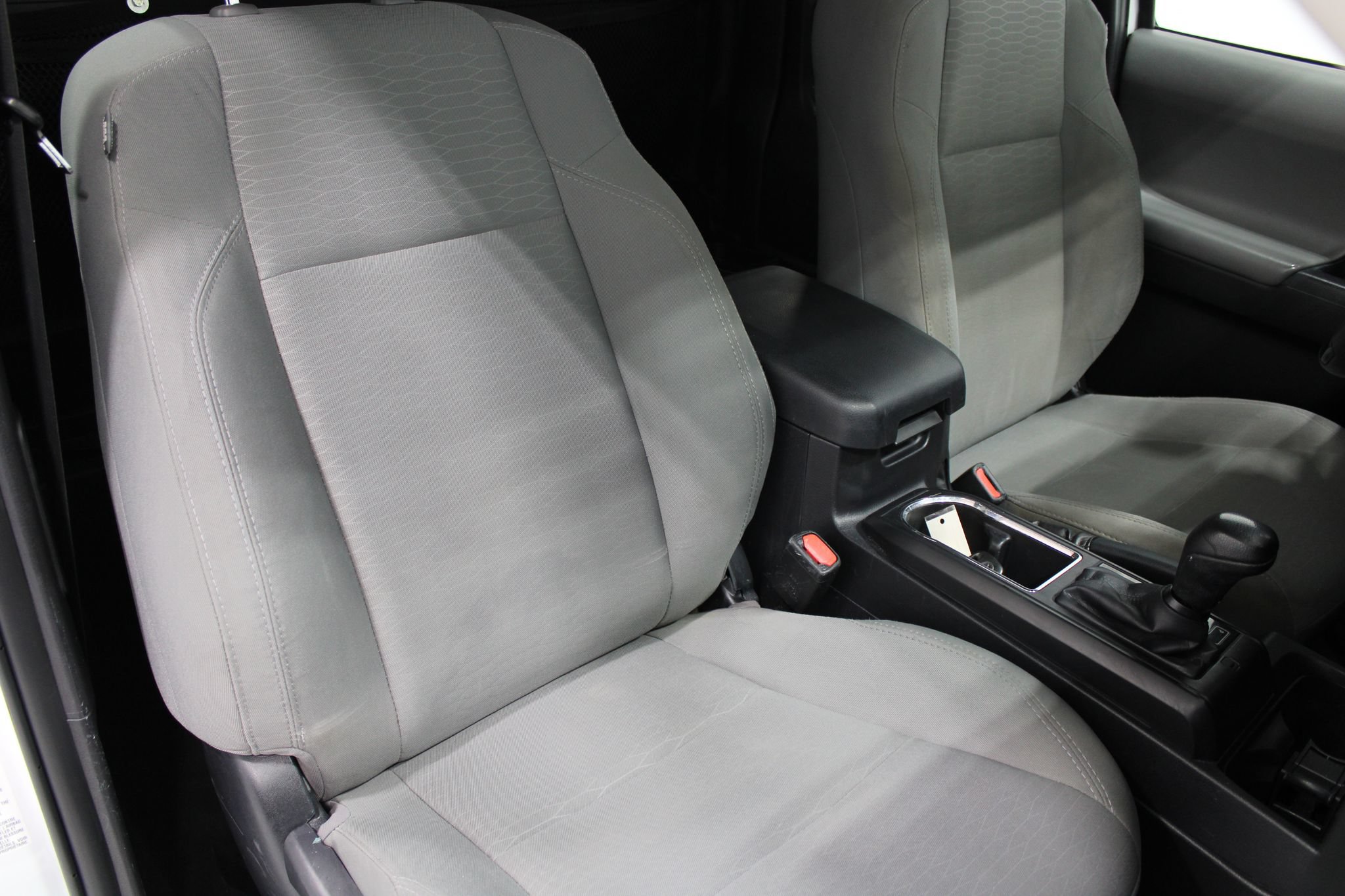 Used 2017 Toyota Tacoma SR RWD image 20