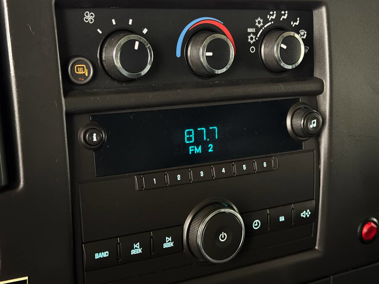 Used 2013 Chevrolet Express 1500 image 57