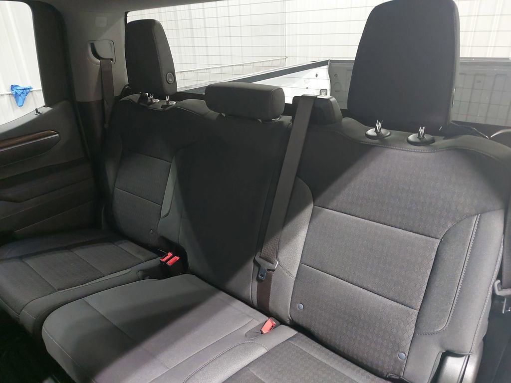 Used 2023 Chevrolet Silverado 1500 LT image 13