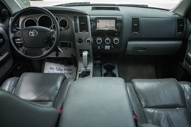 Used 2010 Toyota Sequoia Limited image 29