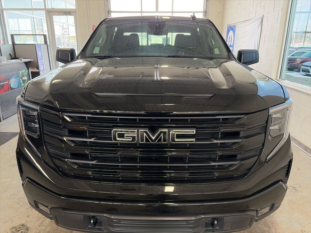Used 2023 GMC Sierra 1500 Elevation w/ Preferred Package image 12