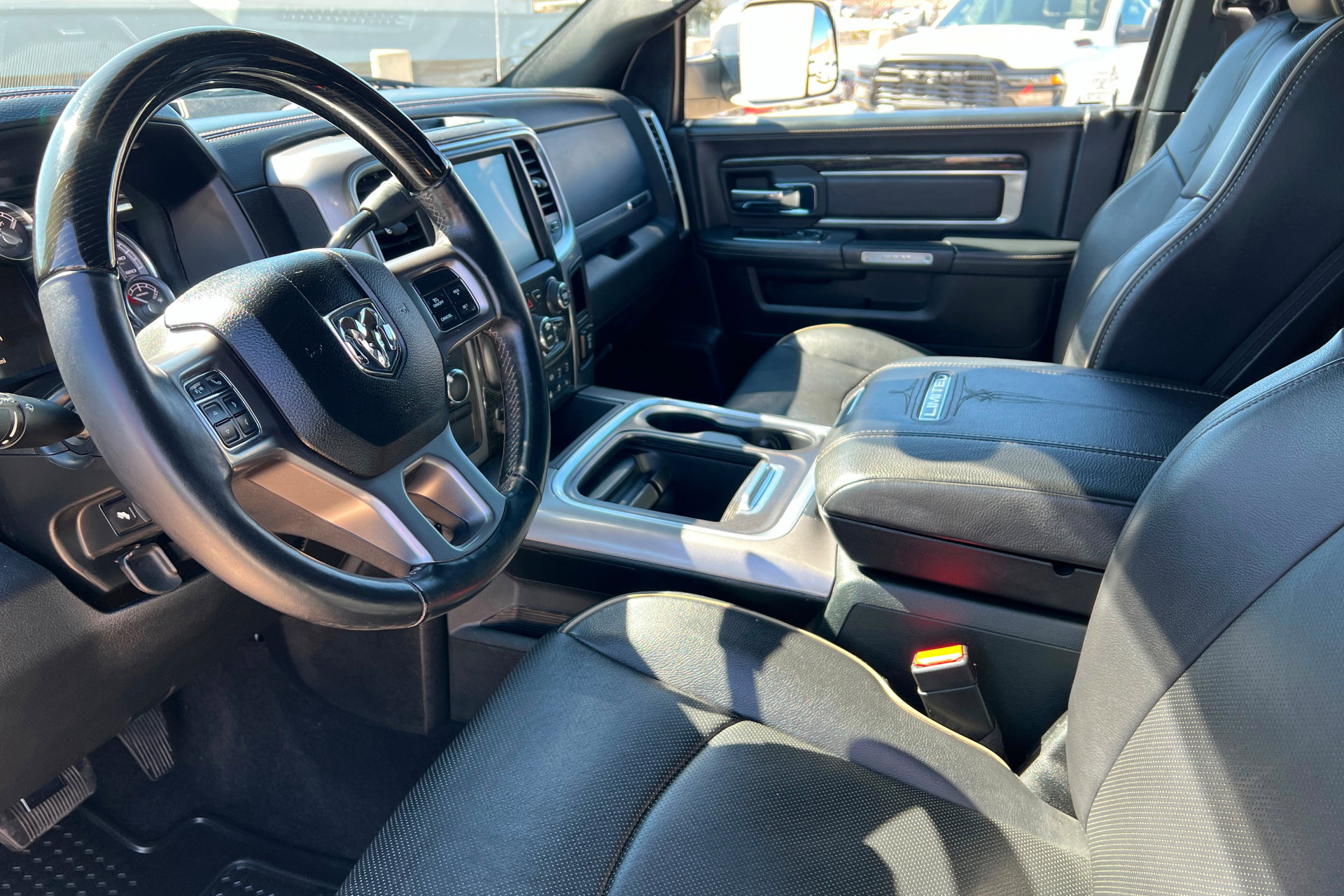 Used 2017 RAM 2500 Limited image 16