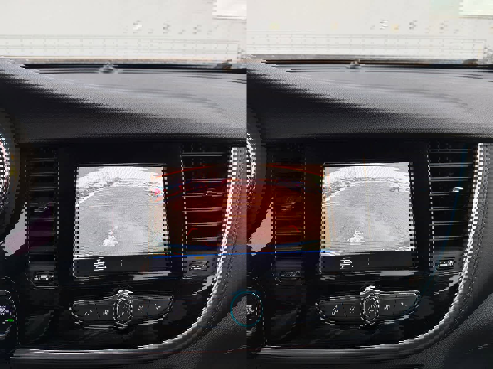 Used 2022 Buick Encore Preferred w/ Safety Package image 19