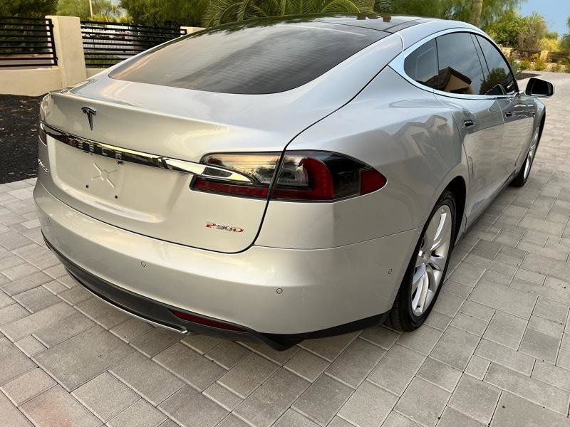 Used 2016 Tesla Model S P90D AWD/4WD image 4