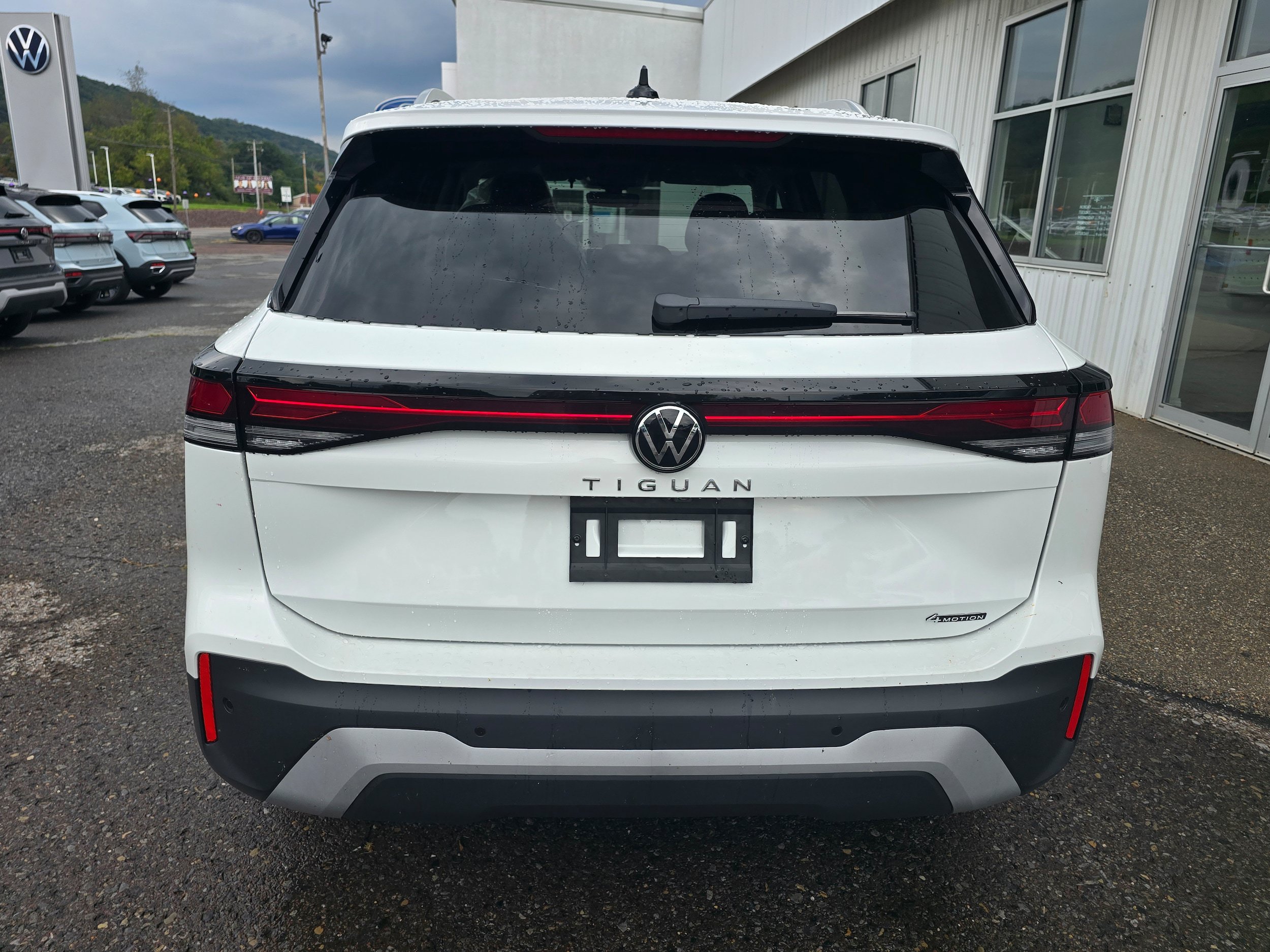 New 2026 Volkswagen Tiguan S AWD/4WD image 4